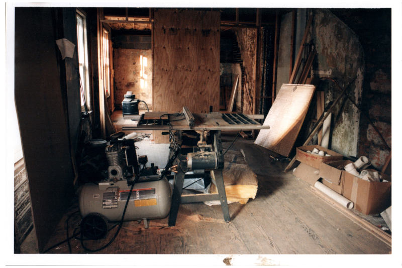 Work station