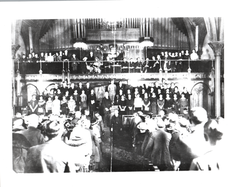 Fifth Baptist musicians face the congregation in the sanctuary